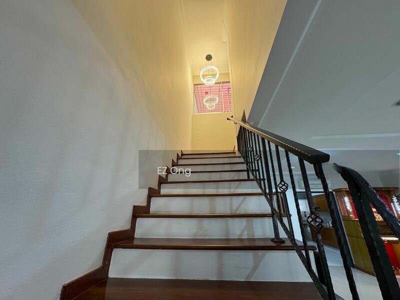 Terrace house at Bandar Barat - 5