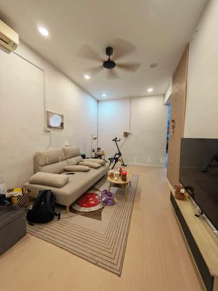 Taman Pulai Utama - 4