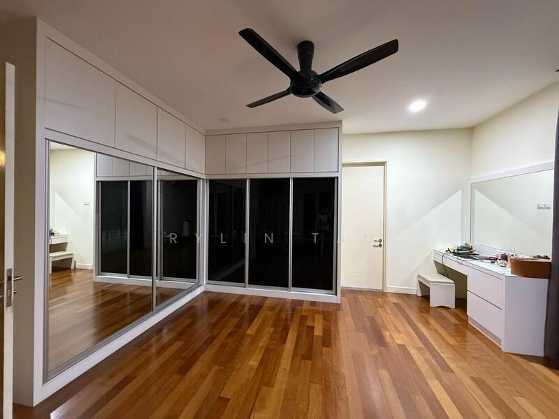 d'Laman Greenville - 2