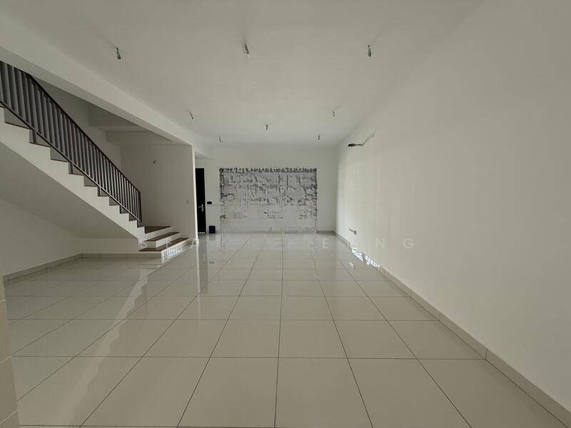 Elmina Green Six - 4