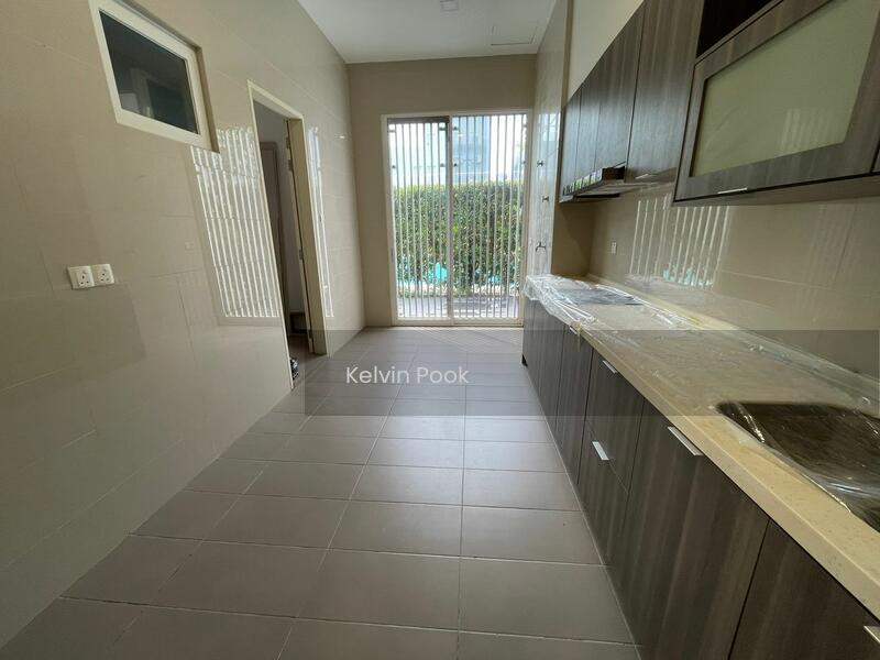 Lakefront Villa @ Cyberjaya - 4