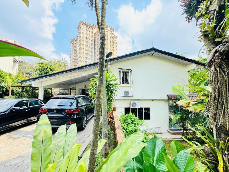 End Lot Bungalow Double Storey Section 16 Petaling Jaya - 3