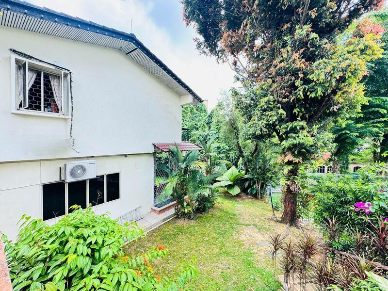 End Lot Bungalow Double Storey Section 16 Petaling Jaya - 5