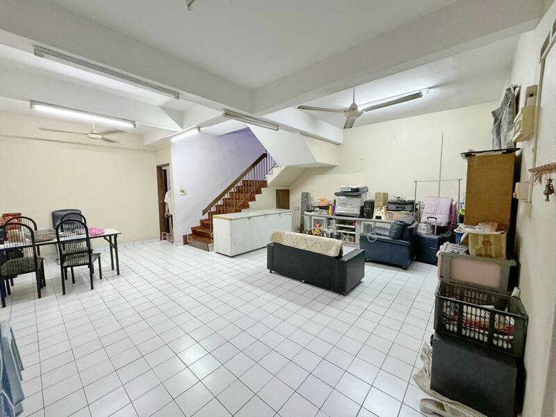 Taman Johor Jaya - 1