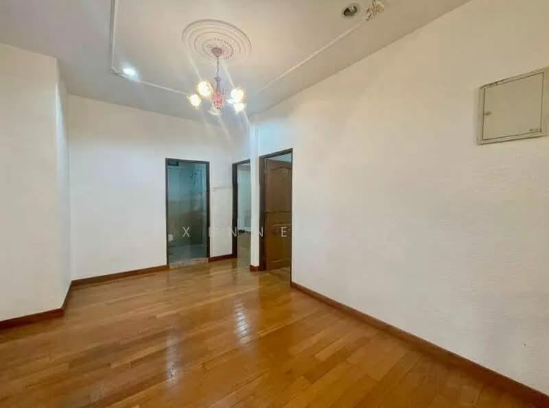 2 Storey Semi-D Taman Lumba Kuda - 4