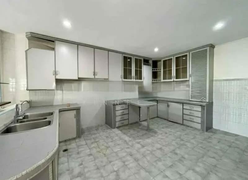 2 Storey Semi-D Taman Lumba Kuda - 5
