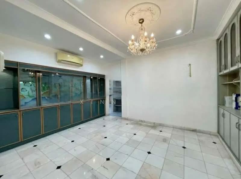 2 Storey Semi-D Taman Lumba Kuda - 3