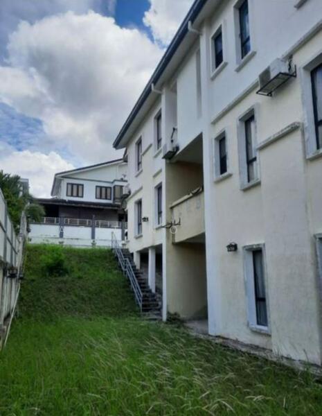 2.5 Storey Bungalow (Big land) Saujana Villa Kajang - 3