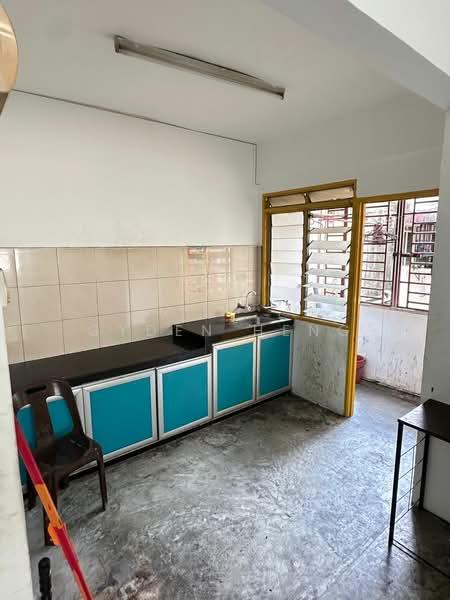 Flat Bukit Indah - 5