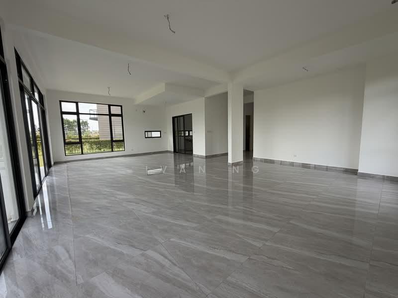 Emerald Residence - 3