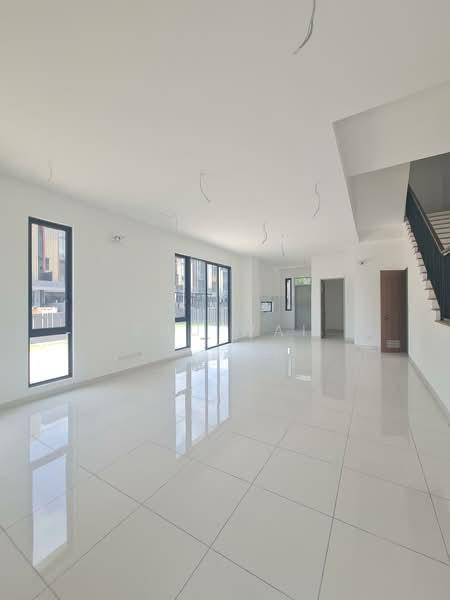 Rare unit Corner,3sty Superlink,Next to Neighbour Sunway,Old Klang Road,Bukit Jalil - 3