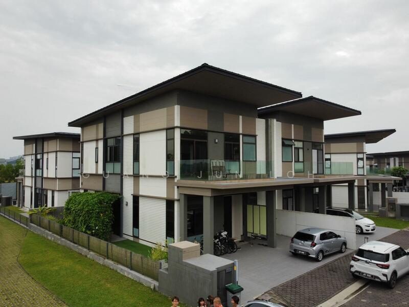 Sakura Residence - 1