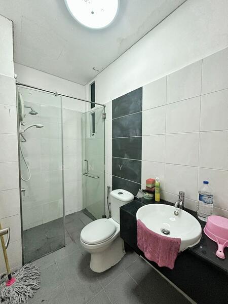 One Medini - 4