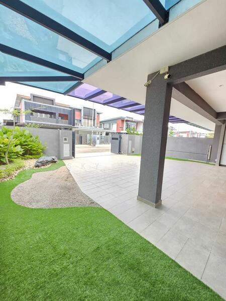 Precinct Arista 2 @ Taman Gaya - 3