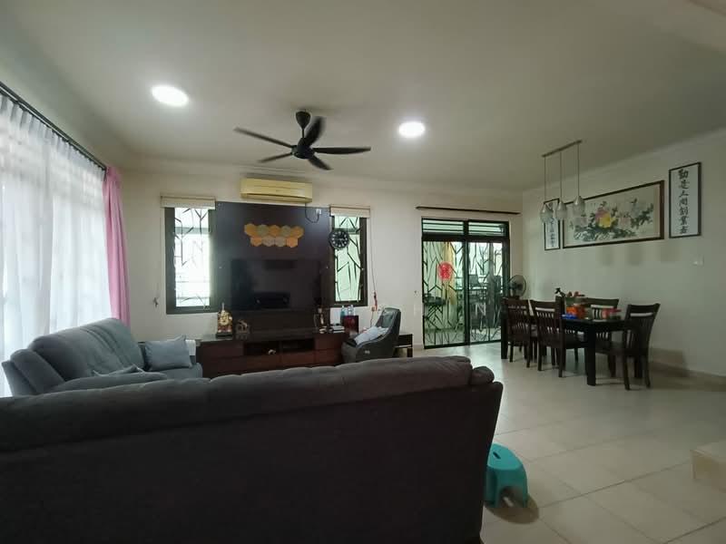 Austin Heights @ Mount Austin - 1