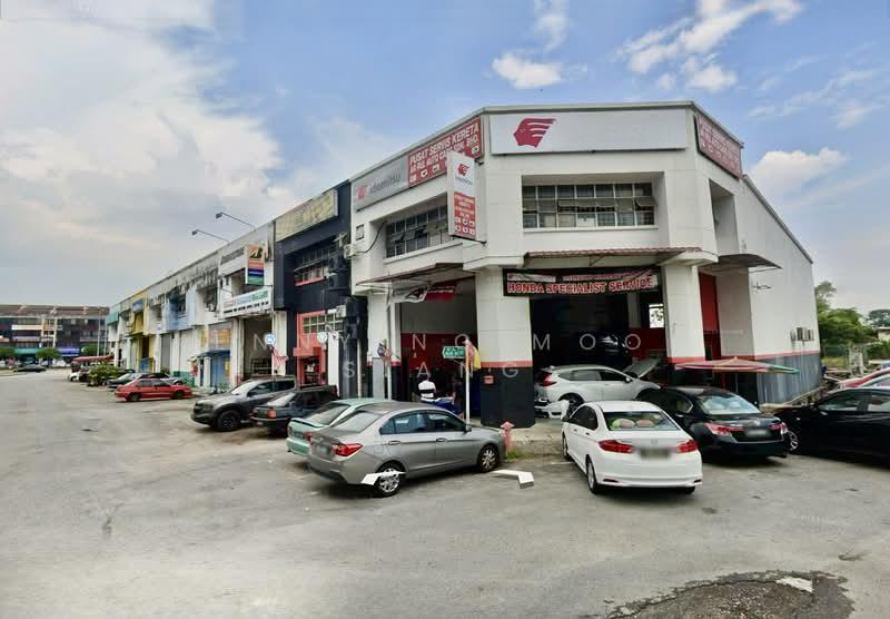 ( Corner ) Subang Perdana 1.5 Storey Factory ( Sale ), Seksyen 4, Shah Alam, Selangor - 1