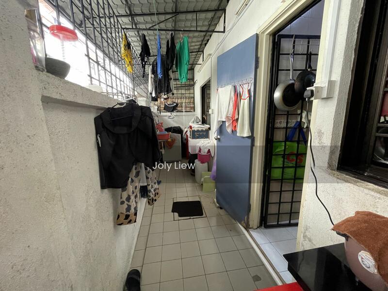 Bandar damai perdana - 3