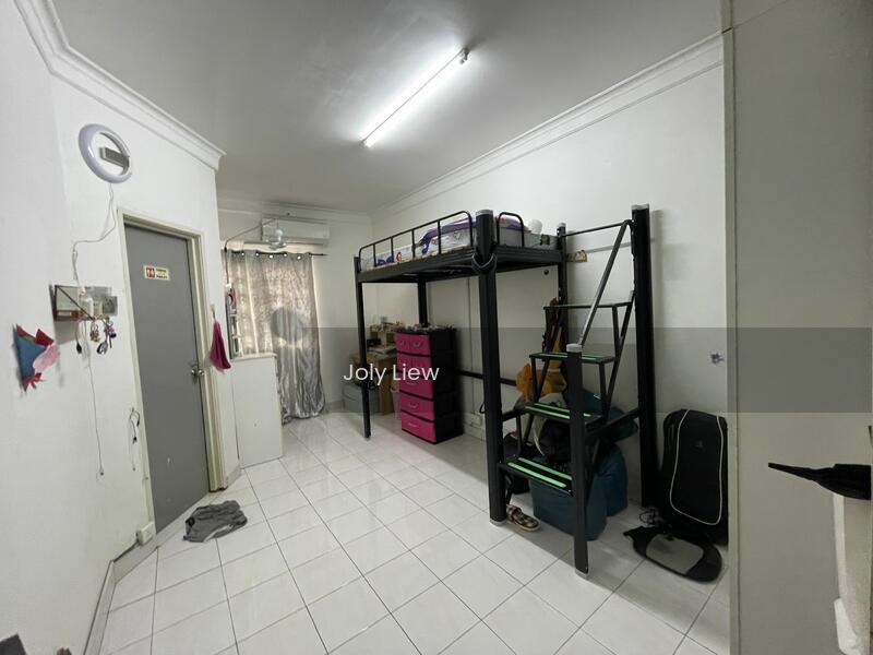 Bandar damai perdana - 4