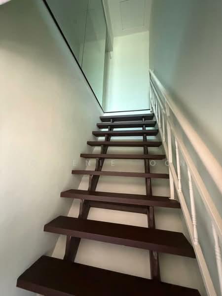 Menara Asas - 4