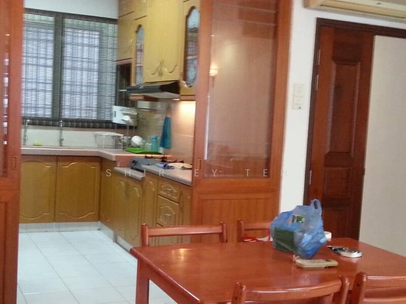 Gurney Park Condominium - 3