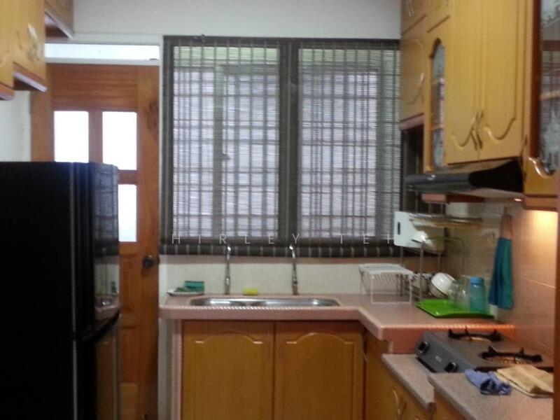 Gurney Park Condominium - 4