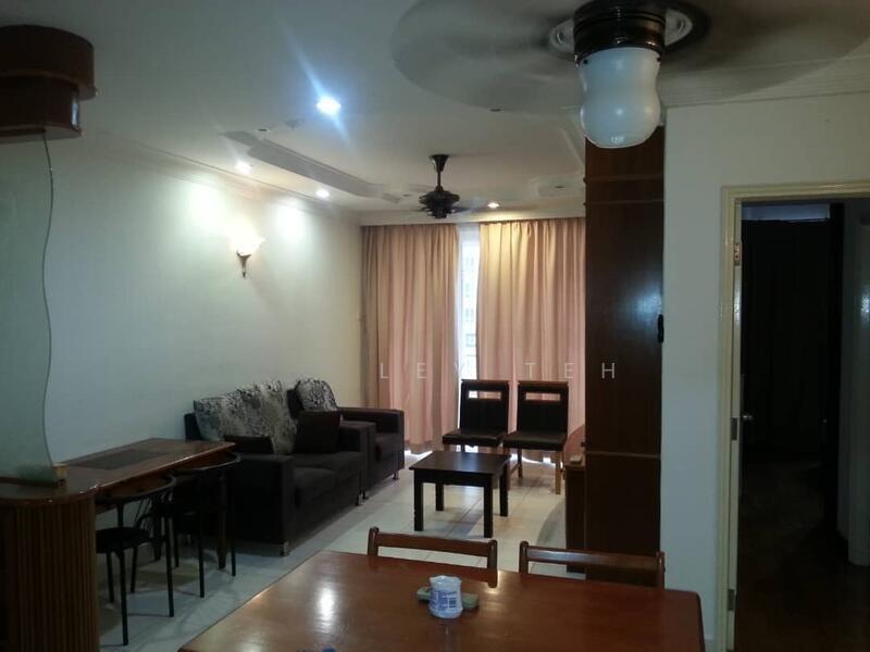 Gurney Park Condominium - 1