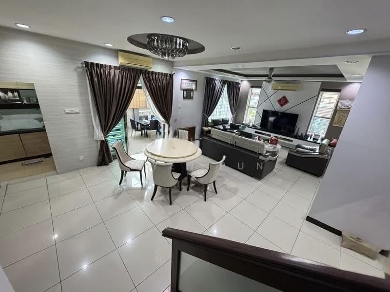 Taman Austin Heights - 1