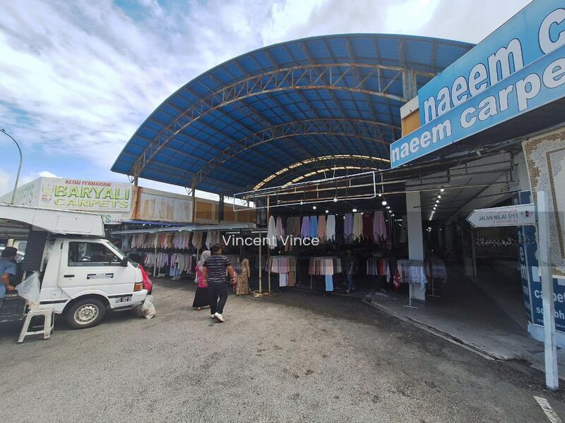 Nilai 3 Wholesale Centre - 2