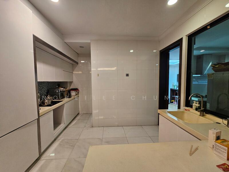 Royale Palms - 5