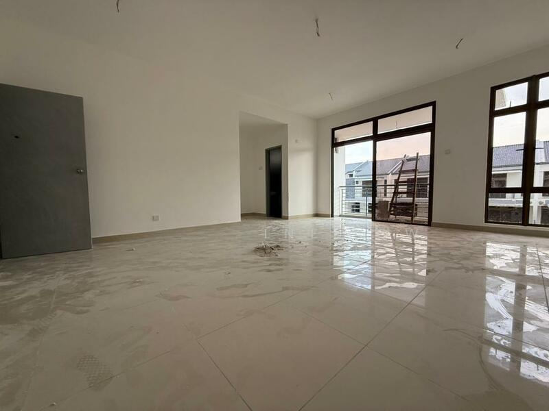 Rini Home 8 @ Taman Mutiara Rini - 2
