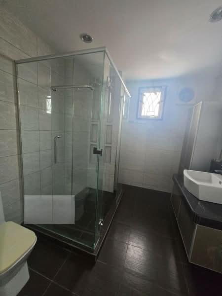 Prime Location Partially Renovated 2 Sty Bandar Bukit Tinggi 2 Klang - 5