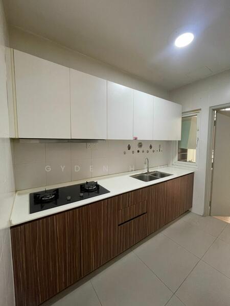 Seasons Amara Larkin - 3