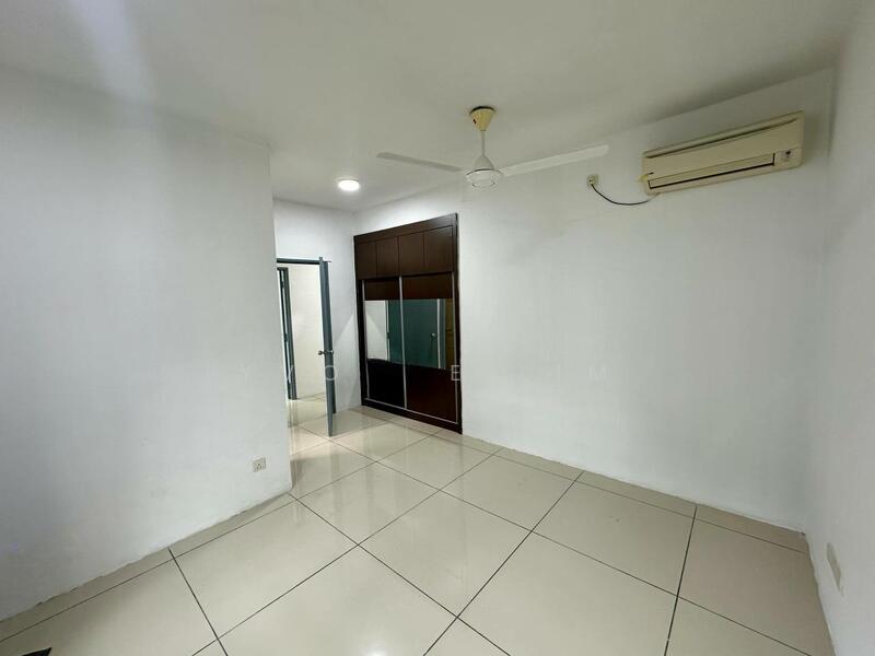 Larkin Residence (Phase Three) - 3