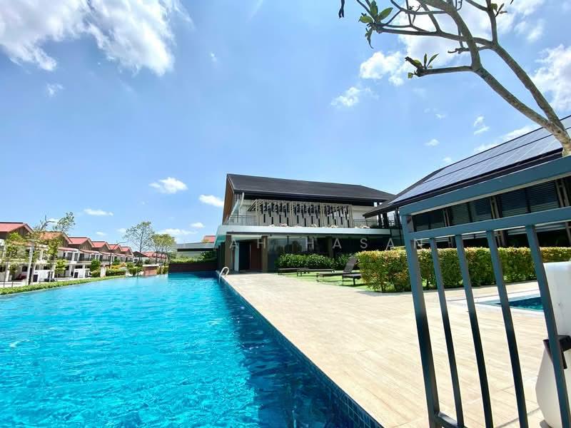 Setia Warisan Tropika - 2