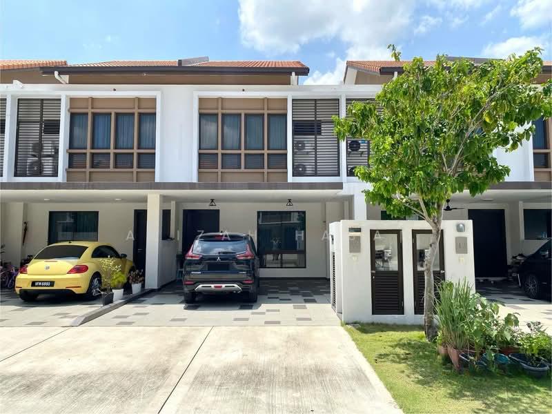 Setia Warisan Tropika - 3