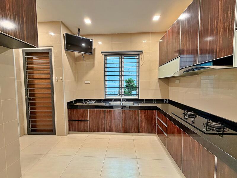 Bandar Baru Sri Petaling - 5