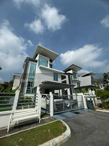 Freehold FULLY FURNISHED Bungalow 2.5 Storey Sikamat, Seremban - 3
