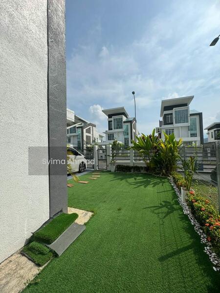 Freehold FULLY FURNISHED Bungalow 2.5 Storey Sikamat, Seremban - 5