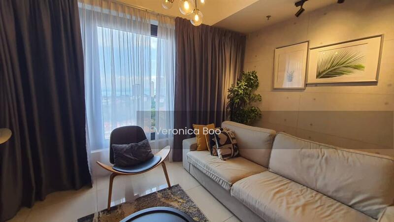 Tropicana 218 Macalister - 1