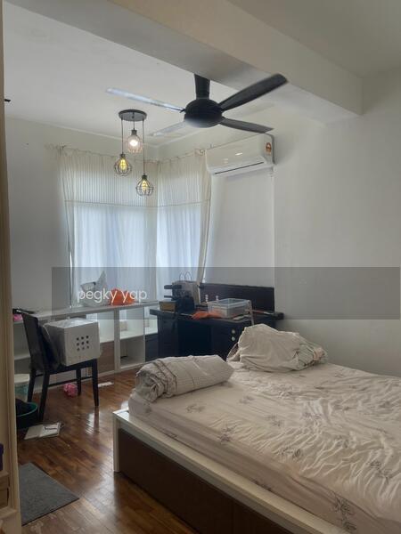 Rivercity Condominium - 4