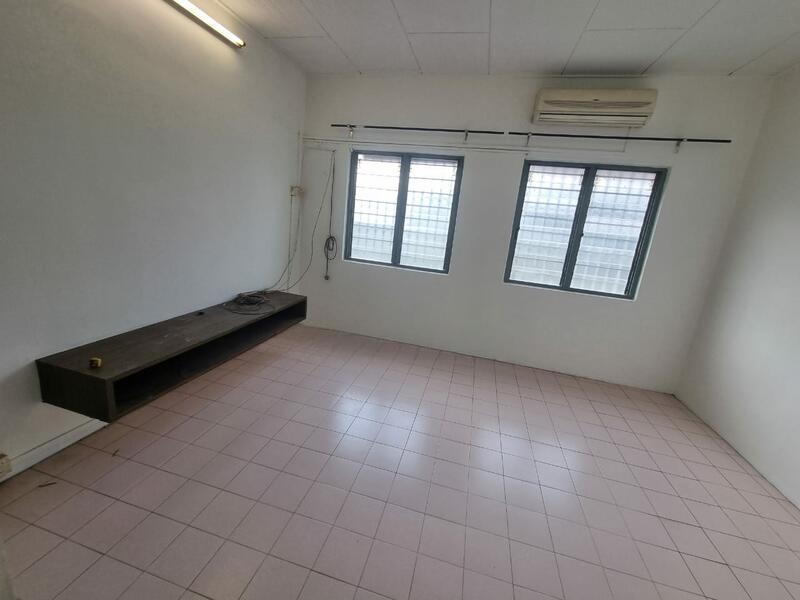 Kepong Baru 1-storey End Lot Renovated & Refurbished, Move in condition - 5