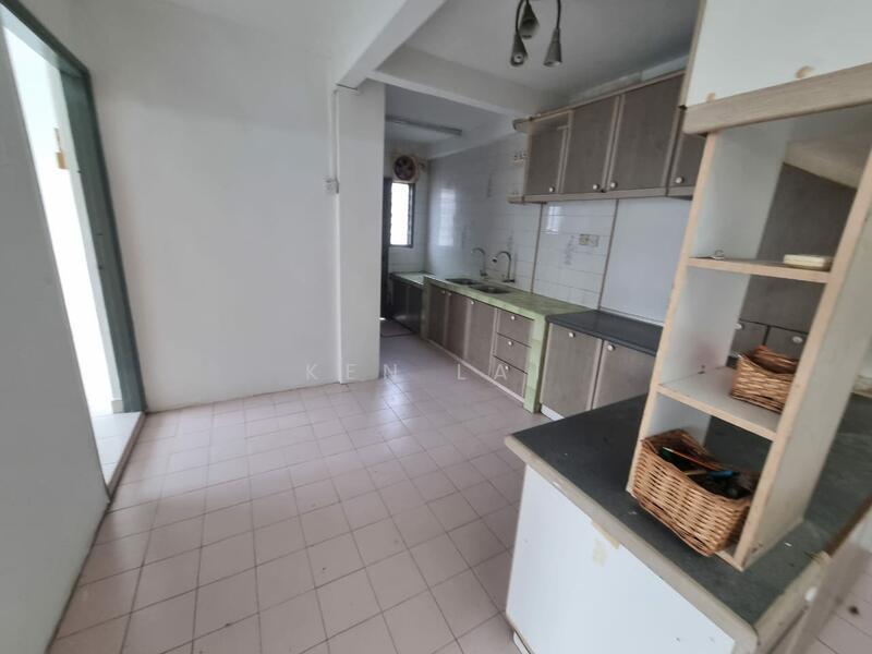 Kepong Baru 1-storey End Lot Renovated & Refurbished, Move in condition - 1