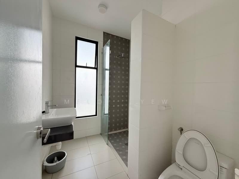 26th Avenue, Bukit Indah - 4