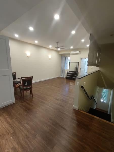 Adora Courtyard Apartments - 5