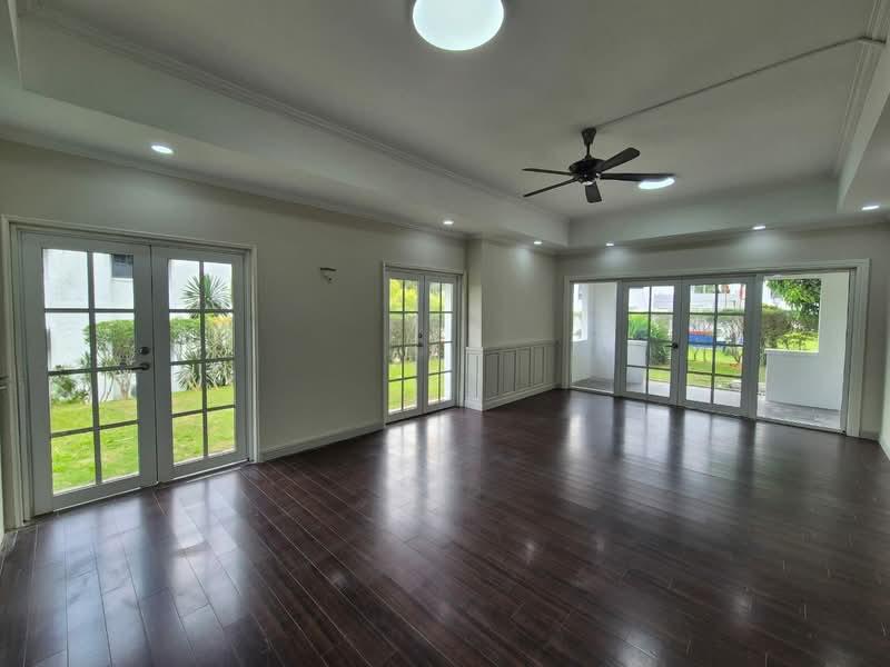 Country Heights - 5