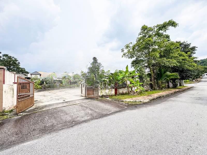 Double Storey Bungalow Perdana Heights Seksyen U10 - 1
