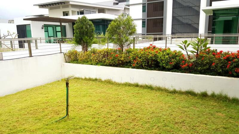 The LIGHT COLLECTION I - 3