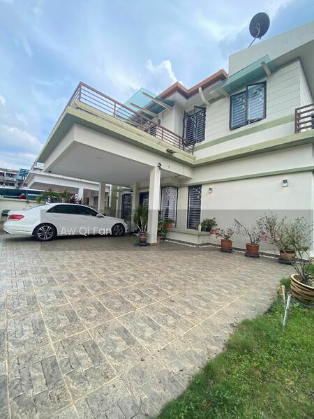 Semi-D house at Taman Selayang Jaya - 1