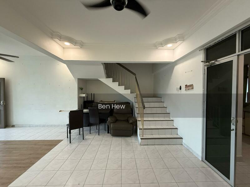 Persiaran Bayan 3 - 3