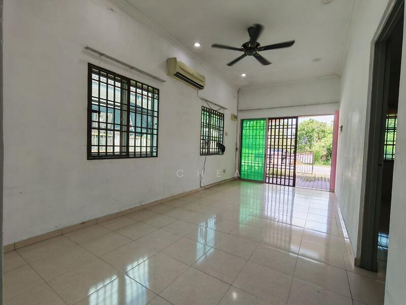 HALAMAN PENGKALAN INDAH - 4
